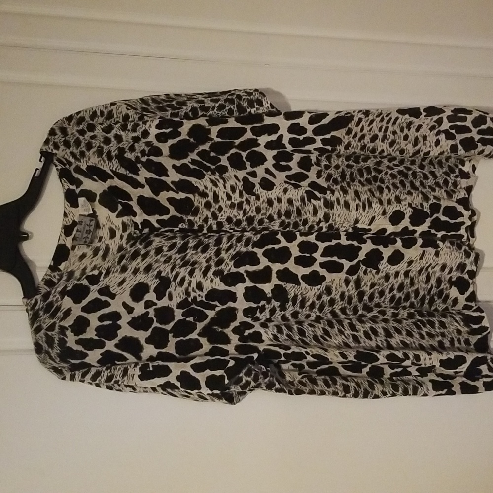 MPA Collection Womens Shirt Size 2X Black & White Leopard Spots w/Bling …